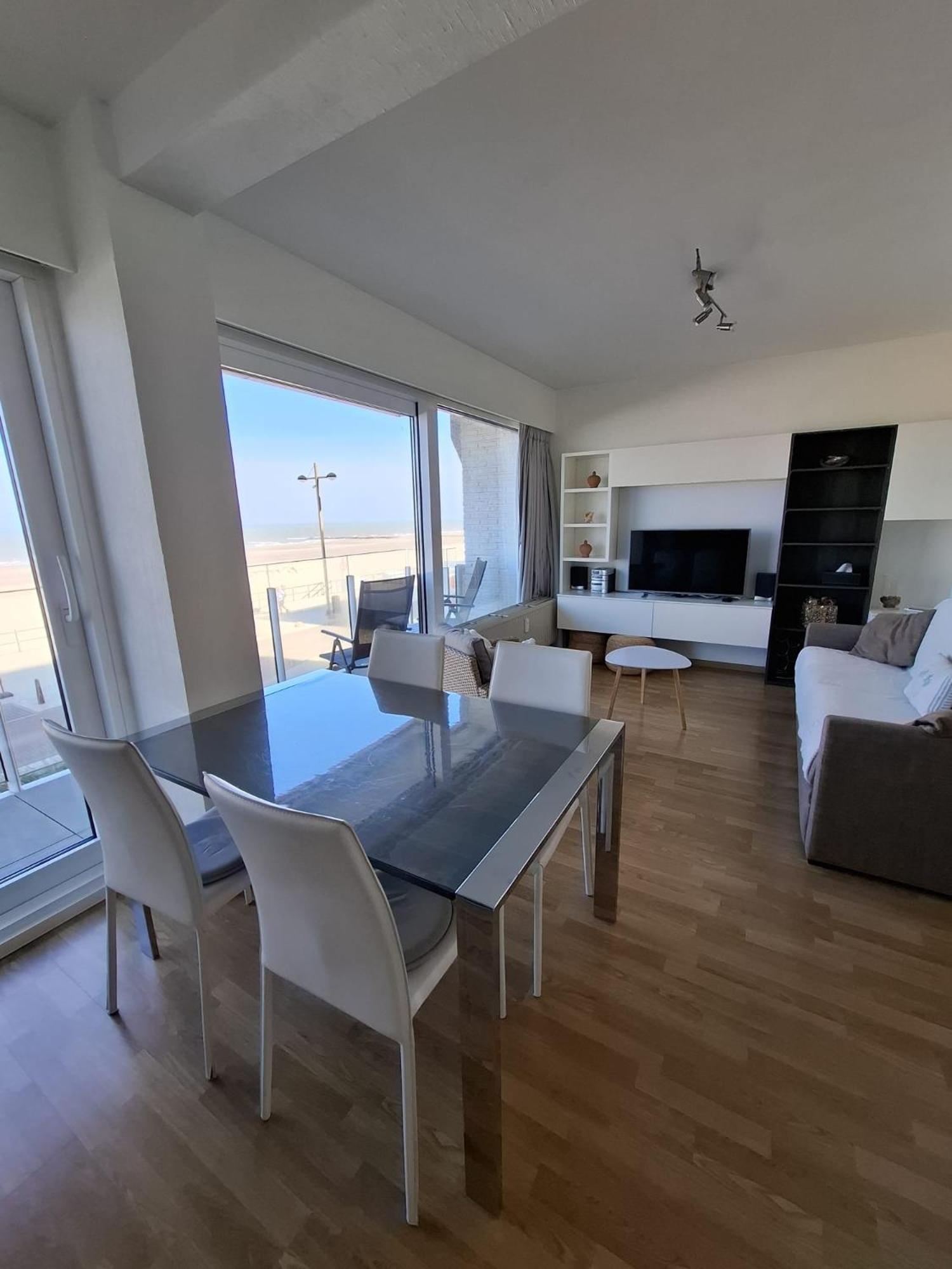 North Sea View Studio With Parking ミデルケルケ エクステリア 写真
